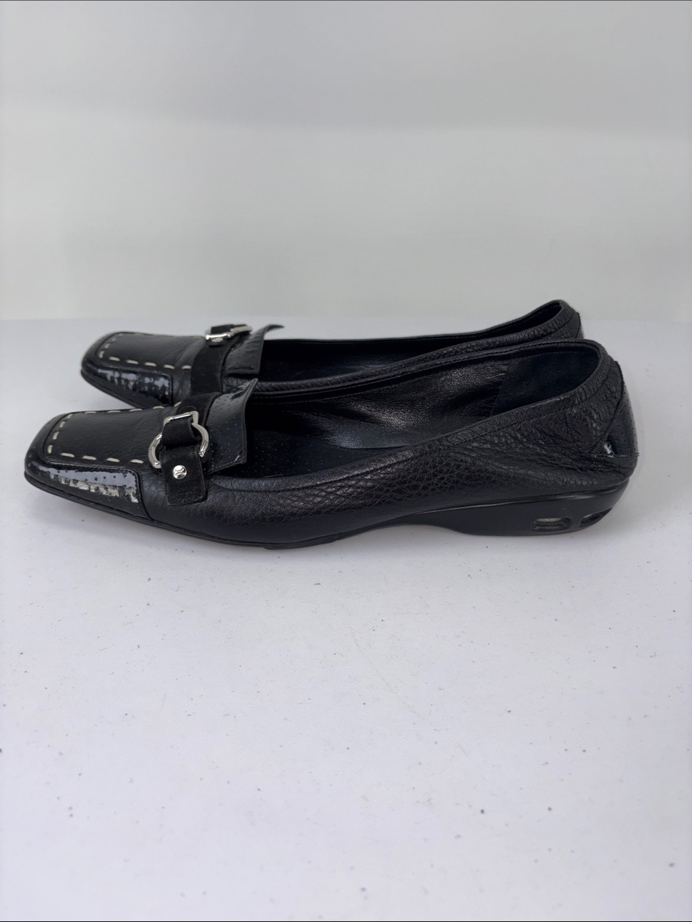 🫐 8.5 AA Cole Haan Nike Air Black Leather Buckle Loafers